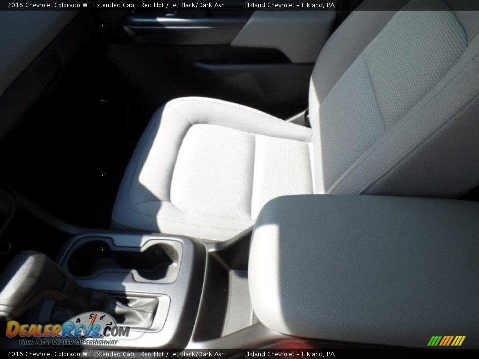 2016 Chevrolet Colorado WT Extended Cab Red Hot / Jet Black/Dark Ash Photo #32