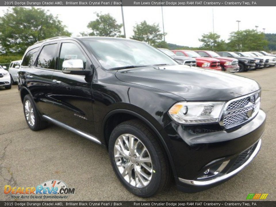 Front 3/4 View of 2015 Dodge Durango Citadel AWD Photo #12