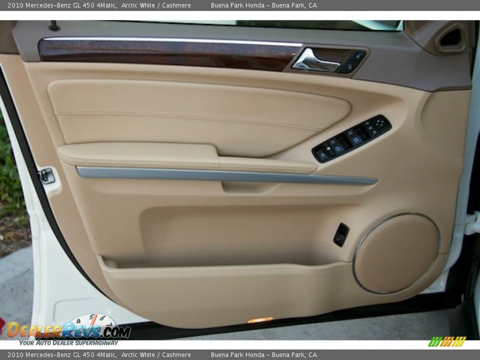 2010 Mercedes-Benz GL 450 4Matic Arctic White / Cashmere Photo #26