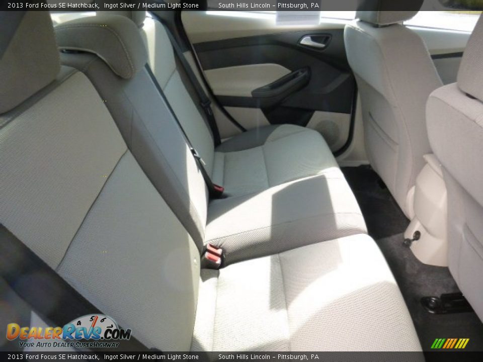 2013 Ford Focus SE Hatchback Ingot Silver / Medium Light Stone Photo #13