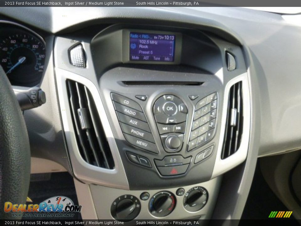 2013 Ford Focus SE Hatchback Ingot Silver / Medium Light Stone Photo #23