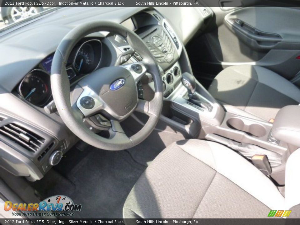 2012 Ford Focus SE 5-Door Ingot Silver Metallic / Charcoal Black Photo #20