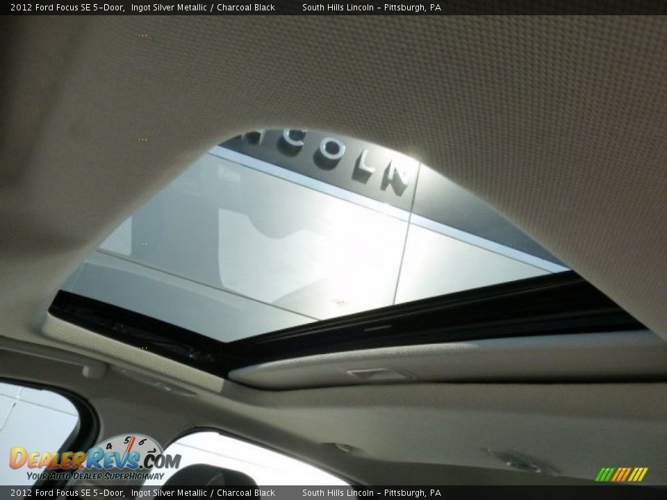 2012 Ford Focus SE 5-Door Ingot Silver Metallic / Charcoal Black Photo #21