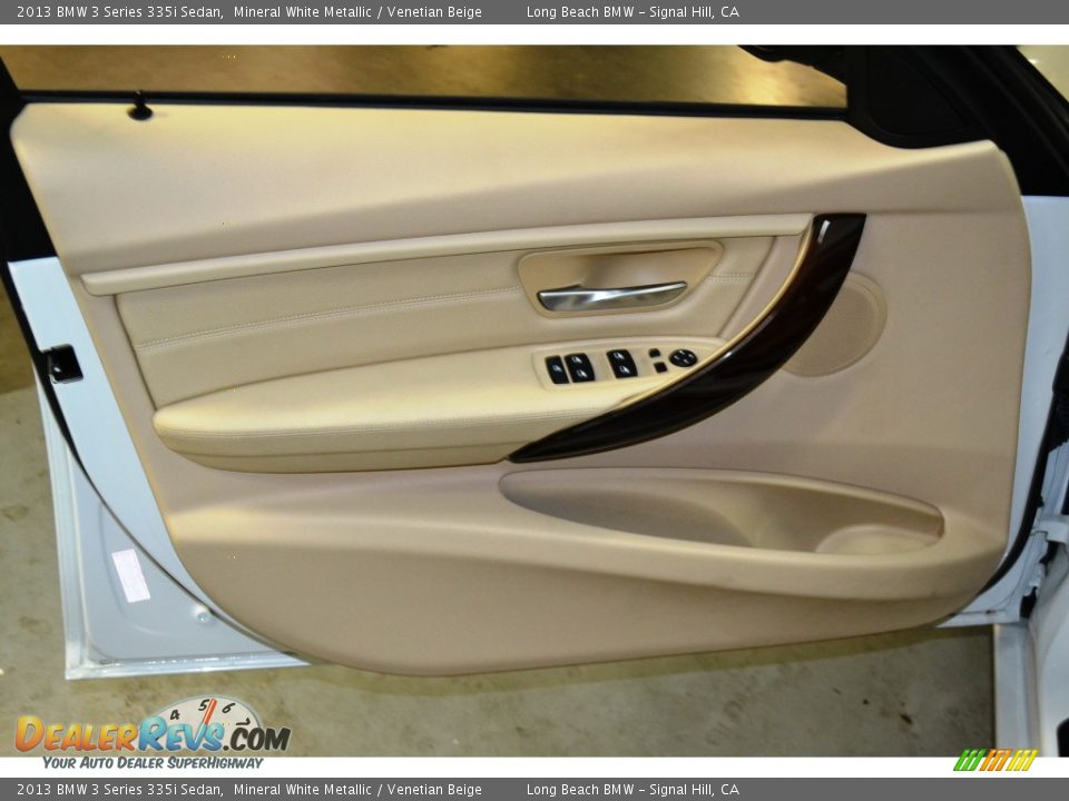 2013 BMW 3 Series 335i Sedan Mineral White Metallic / Venetian Beige Photo #18
