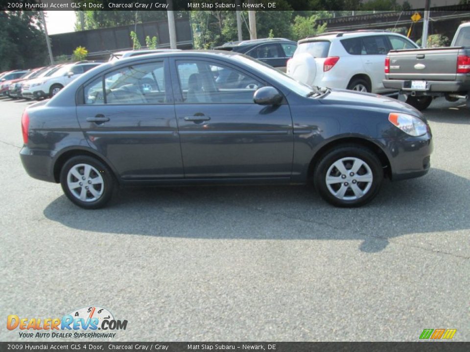 2009 Hyundai Accent GLS 4 Door Charcoal Gray / Gray Photo #5