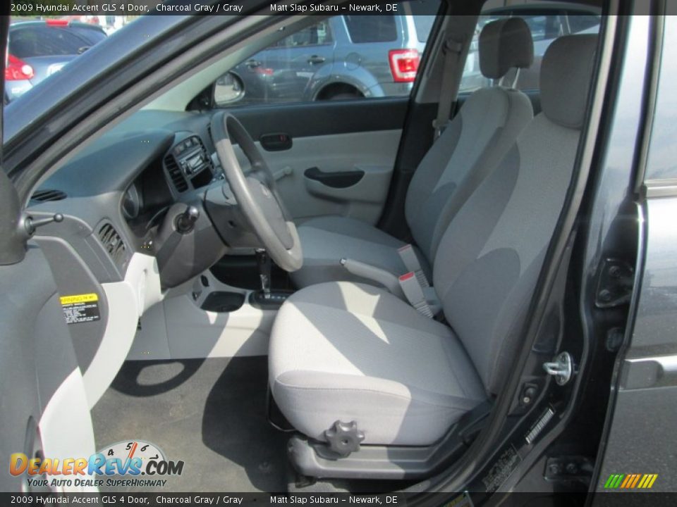 2009 Hyundai Accent GLS 4 Door Charcoal Gray / Gray Photo #11