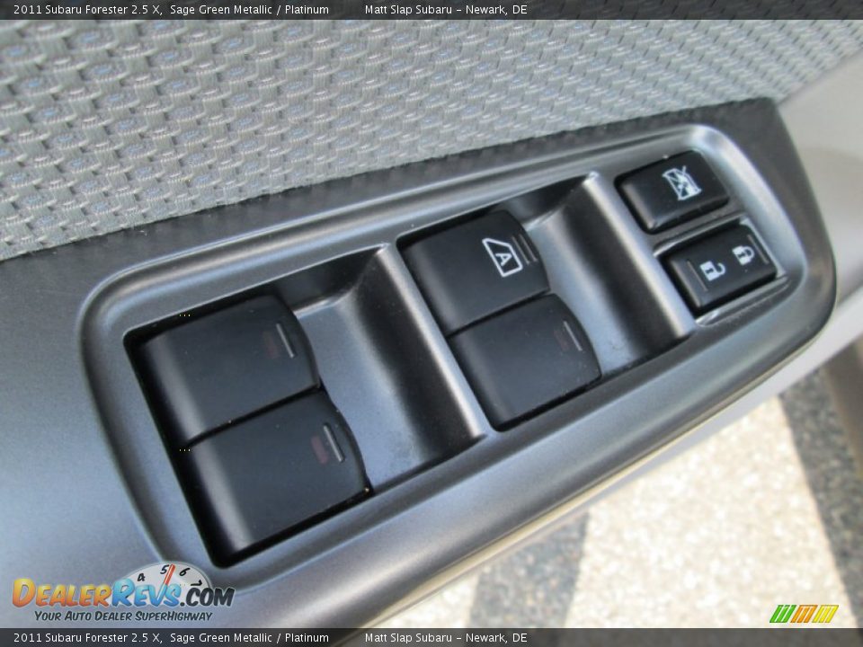 2011 Subaru Forester 2.5 X Sage Green Metallic / Platinum Photo #13