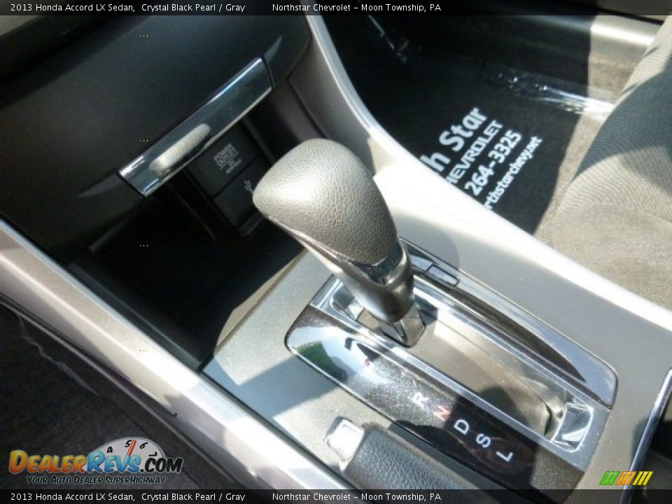 2013 Honda Accord LX Sedan Crystal Black Pearl / Gray Photo #16