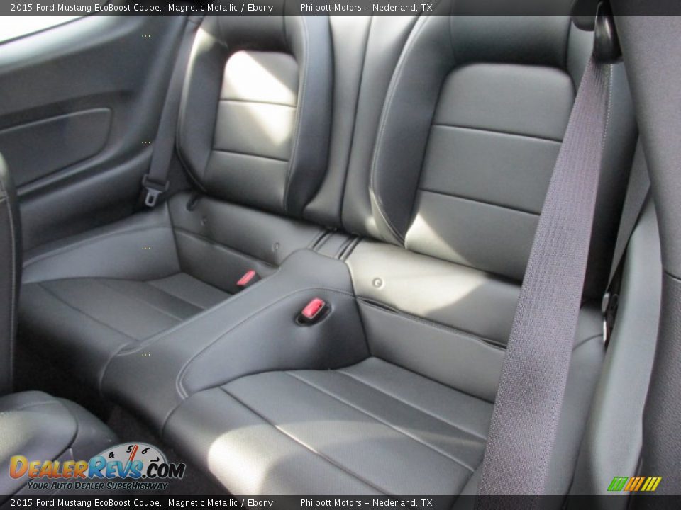 2015 Ford Mustang EcoBoost Coupe Magnetic Metallic / Ebony Photo #20
