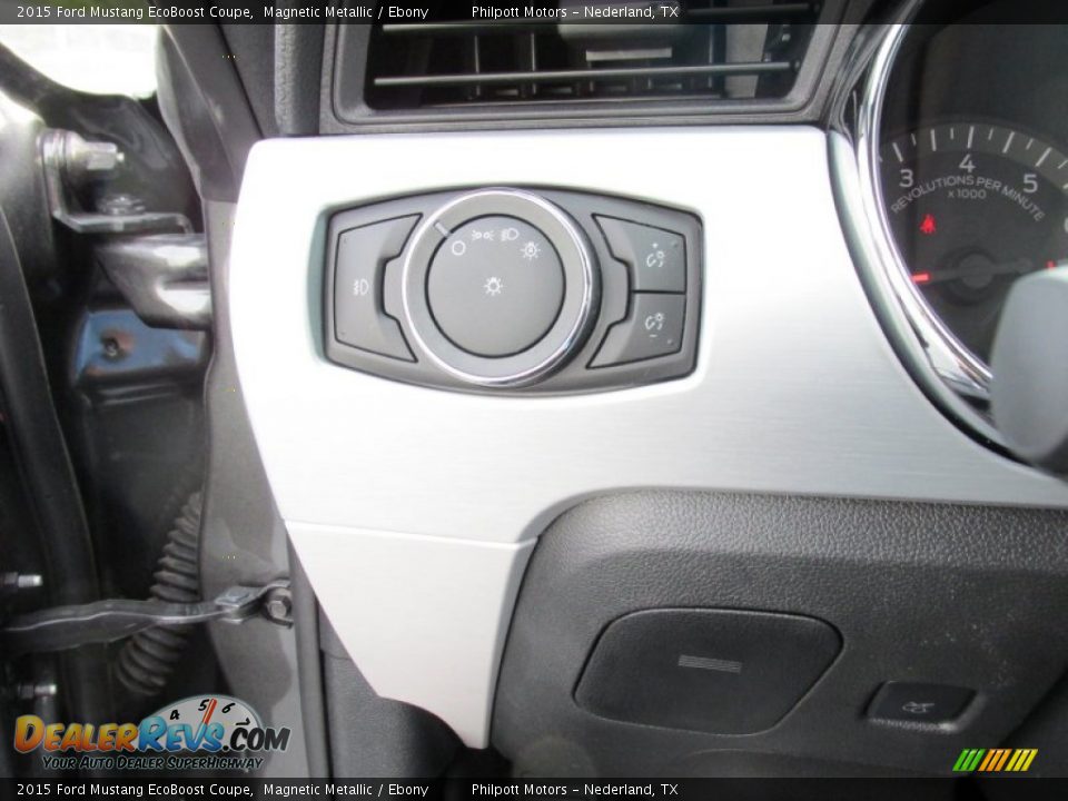 2015 Ford Mustang EcoBoost Coupe Magnetic Metallic / Ebony Photo #28