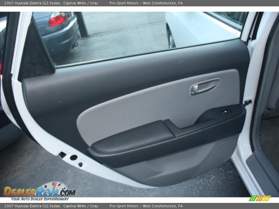 2007 Hyundai Elantra GLS Sedan Captiva White / Gray Photo #13