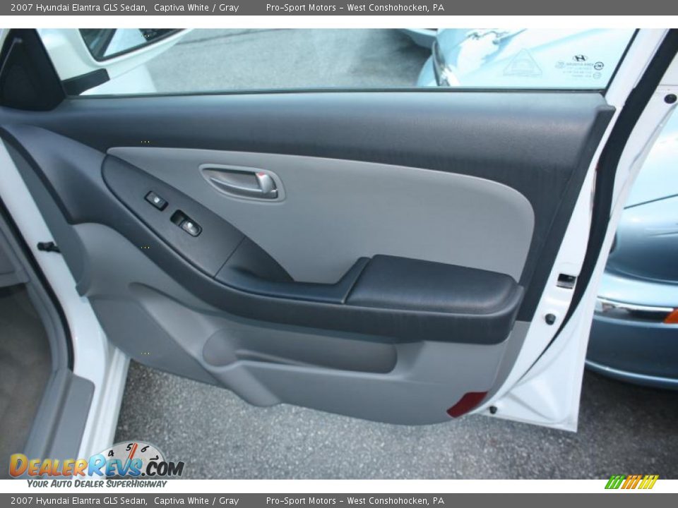 2007 Hyundai Elantra GLS Sedan Captiva White / Gray Photo #24