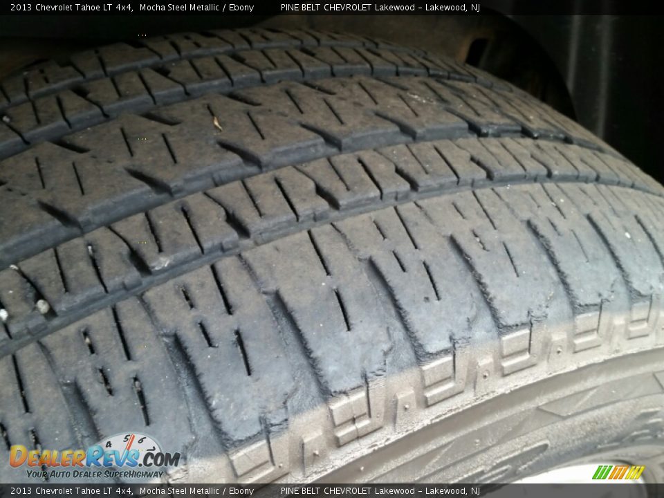 2013 Chevrolet Tahoe LT 4x4 Mocha Steel Metallic / Ebony Photo #24