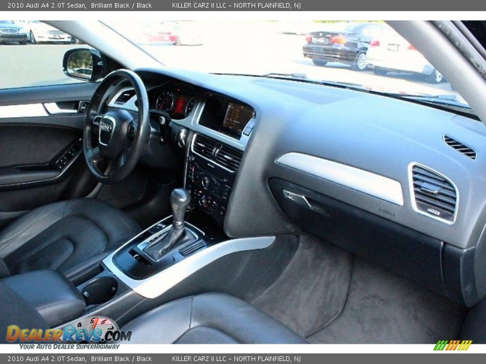 2010 Audi A4 2.0T Sedan Brilliant Black / Black Photo #29