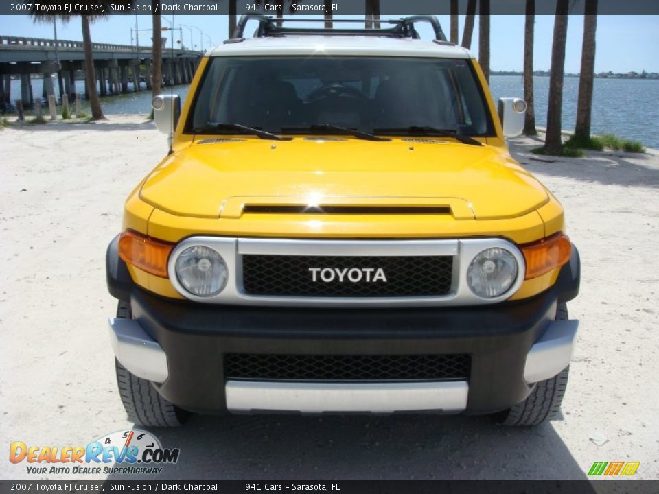 2007 Toyota FJ Cruiser Sun Fusion / Dark Charcoal Photo #2