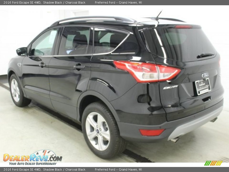 2016 Ford Escape SE 4WD Shadow Black / Charcoal Black Photo #4