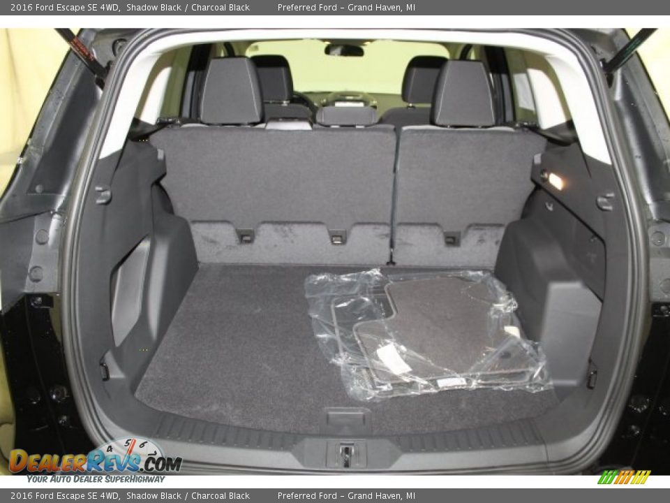 2016 Ford Escape SE 4WD Shadow Black / Charcoal Black Photo #6