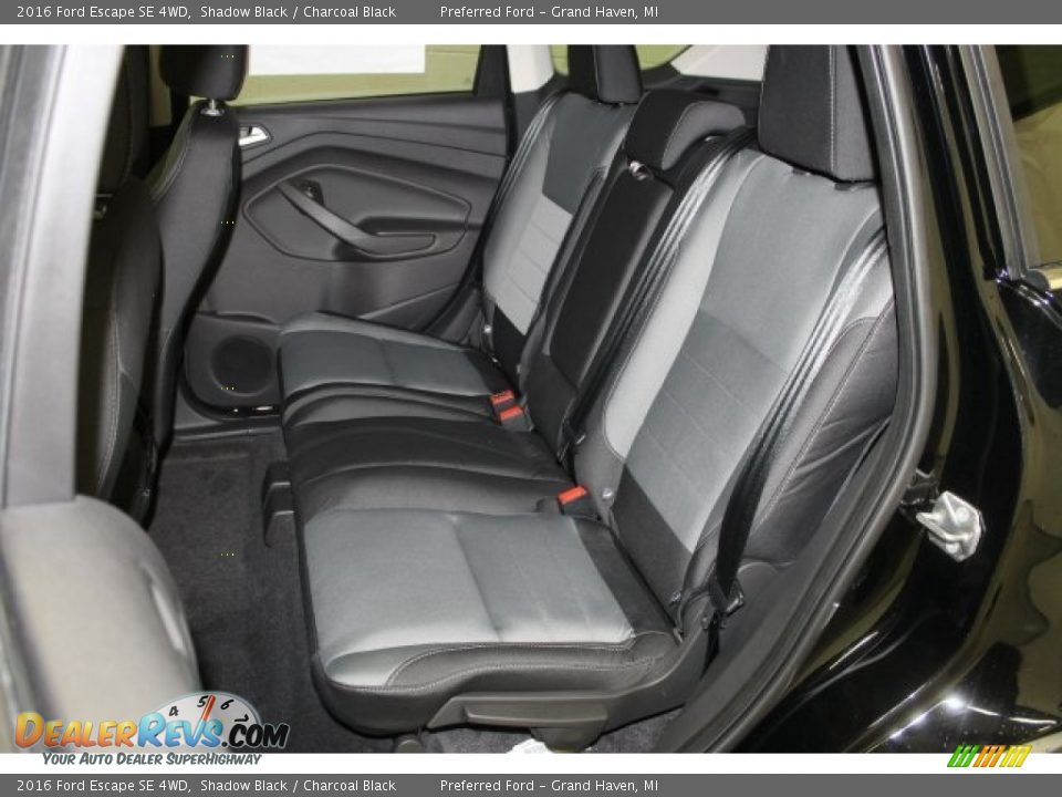 2016 Ford Escape SE 4WD Shadow Black / Charcoal Black Photo #8