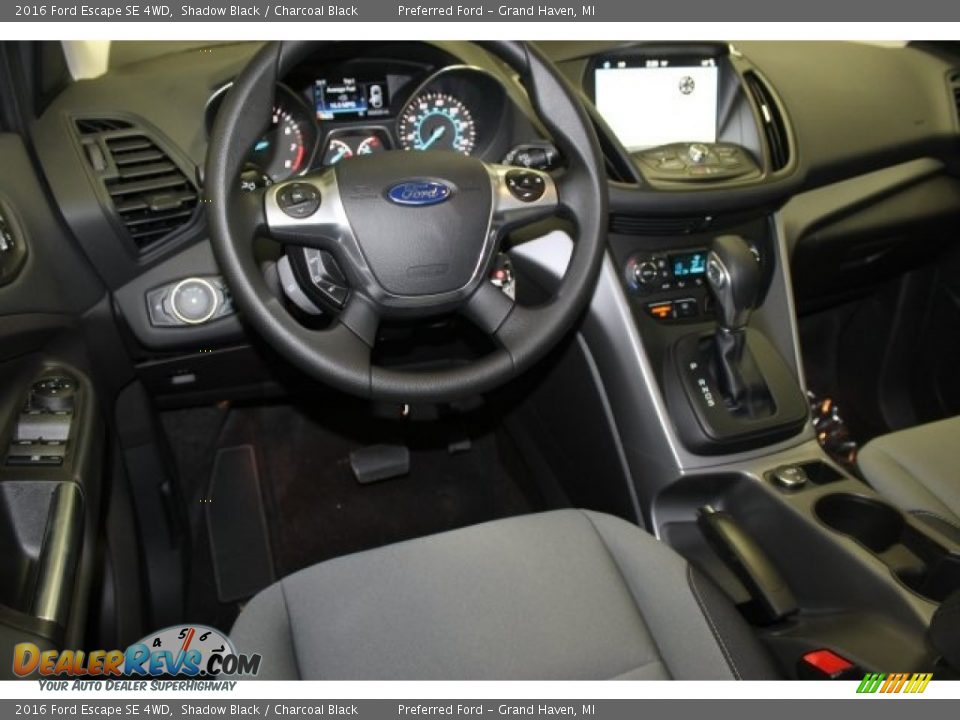2016 Ford Escape SE 4WD Shadow Black / Charcoal Black Photo #9