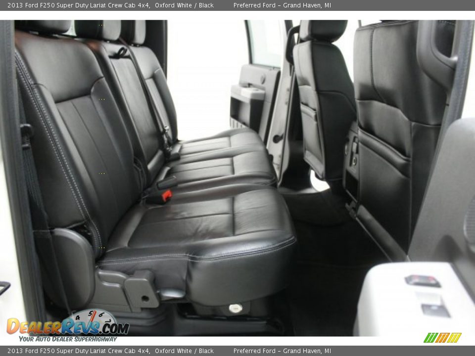 2013 Ford F250 Super Duty Lariat Crew Cab 4x4 Oxford White / Black Photo #13