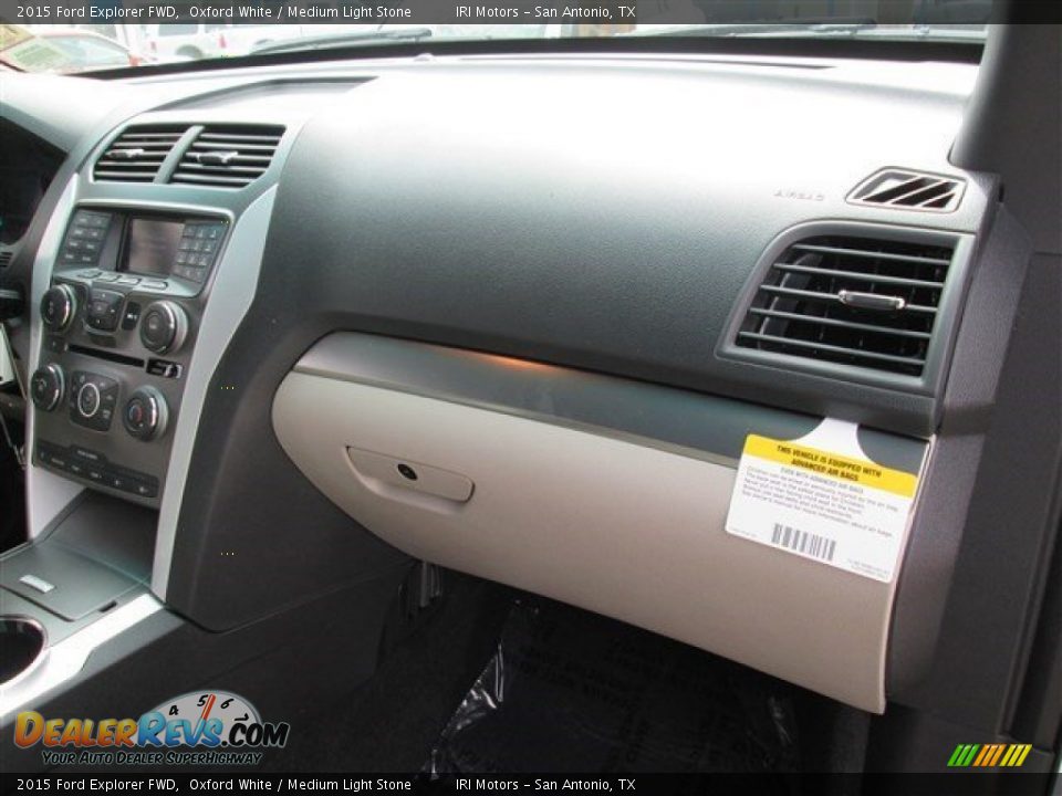 2015 Ford Explorer FWD Oxford White / Medium Light Stone Photo #21