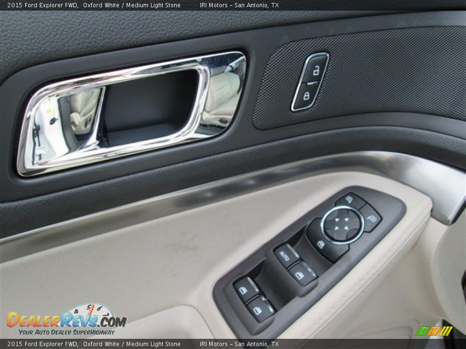 2015 Ford Explorer FWD Oxford White / Medium Light Stone Photo #28