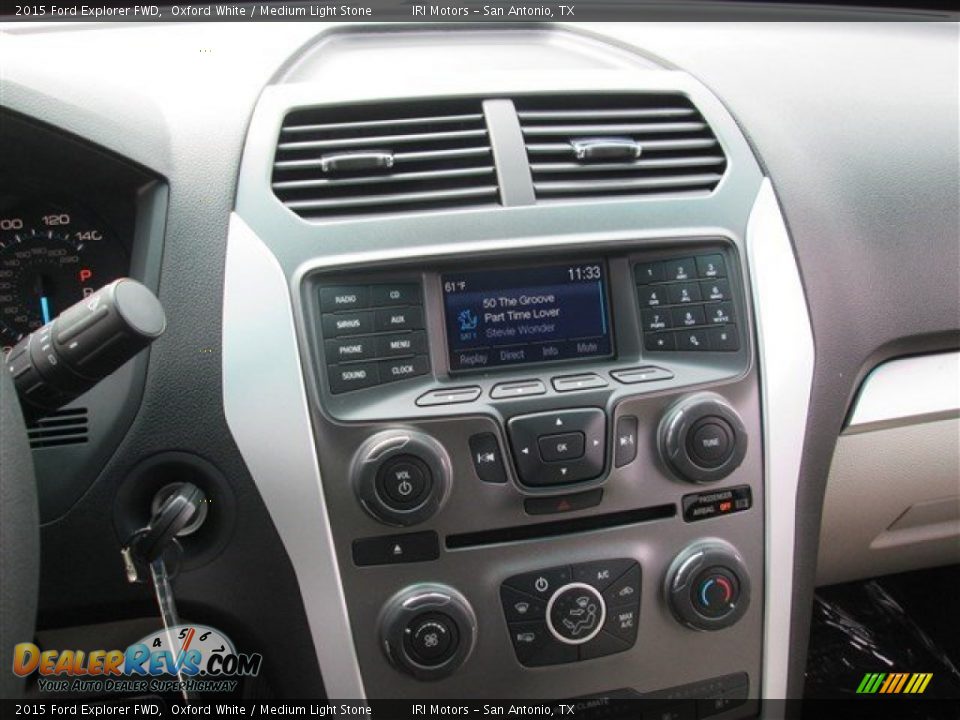 2015 Ford Explorer FWD Oxford White / Medium Light Stone Photo #33