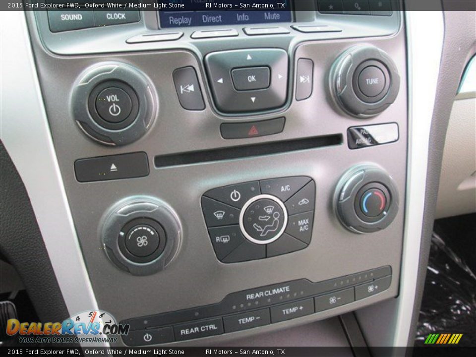 2015 Ford Explorer FWD Oxford White / Medium Light Stone Photo #34