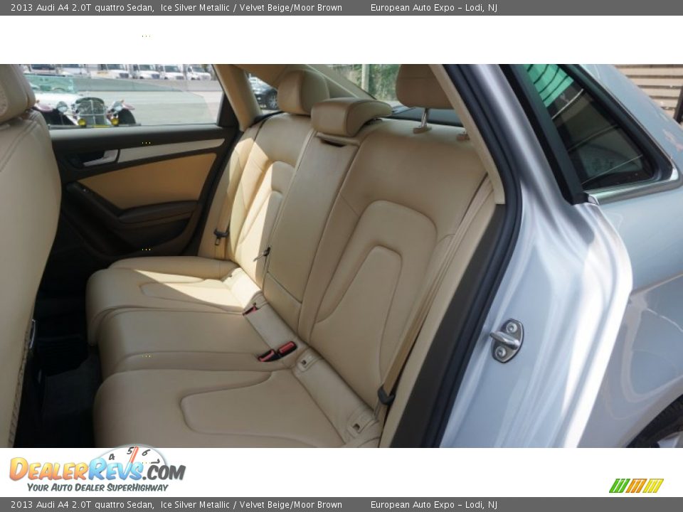 2013 Audi A4 2.0T quattro Sedan Ice Silver Metallic / Velvet Beige/Moor Brown Photo #8