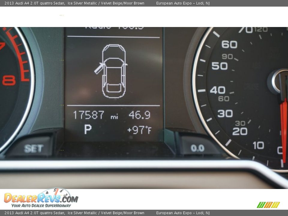 2013 Audi A4 2.0T quattro Sedan Ice Silver Metallic / Velvet Beige/Moor Brown Photo #23