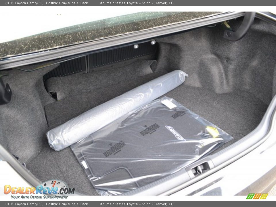 2016 Toyota Camry SE Cosmic Gray Mica / Black Photo #8
