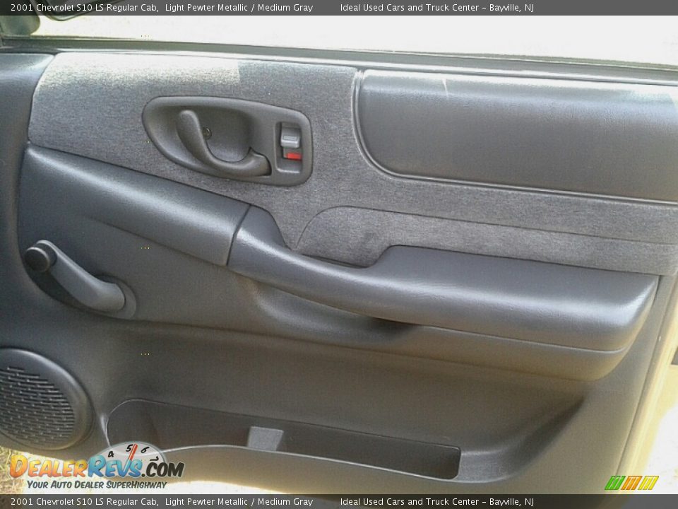 2001 Chevrolet S10 LS Regular Cab Light Pewter Metallic / Medium Gray Photo #20