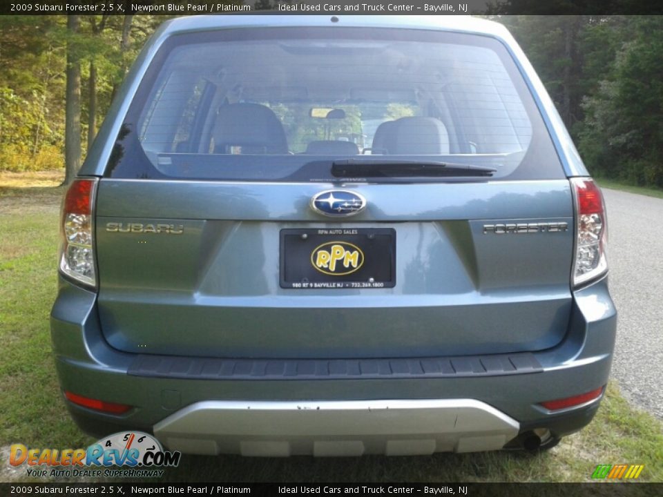 2009 Subaru Forester 2.5 X Newport Blue Pearl / Platinum Photo #6