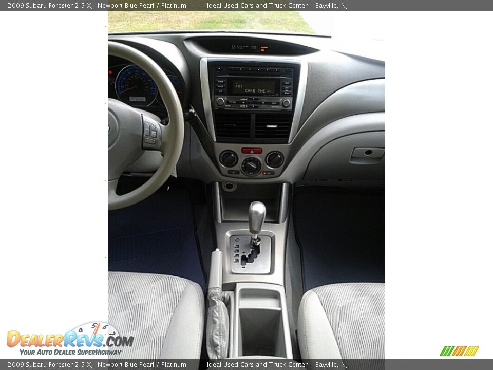 2009 Subaru Forester 2.5 X Newport Blue Pearl / Platinum Photo #15