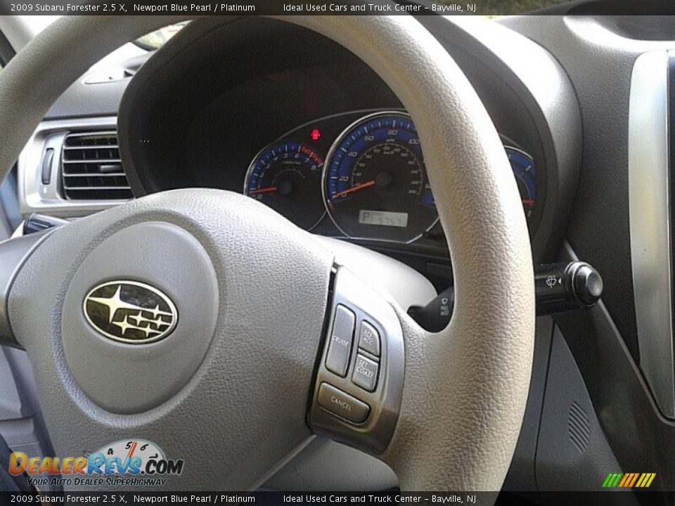 2009 Subaru Forester 2.5 X Newport Blue Pearl / Platinum Photo #17