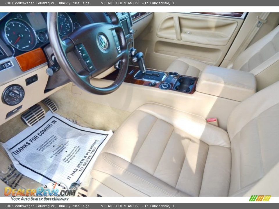 2004 Volkswagen Touareg V8 Black / Pure Beige Photo #23