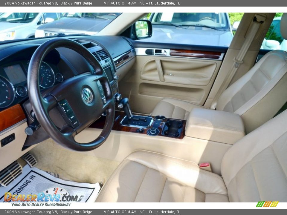 2004 Volkswagen Touareg V8 Black / Pure Beige Photo #24