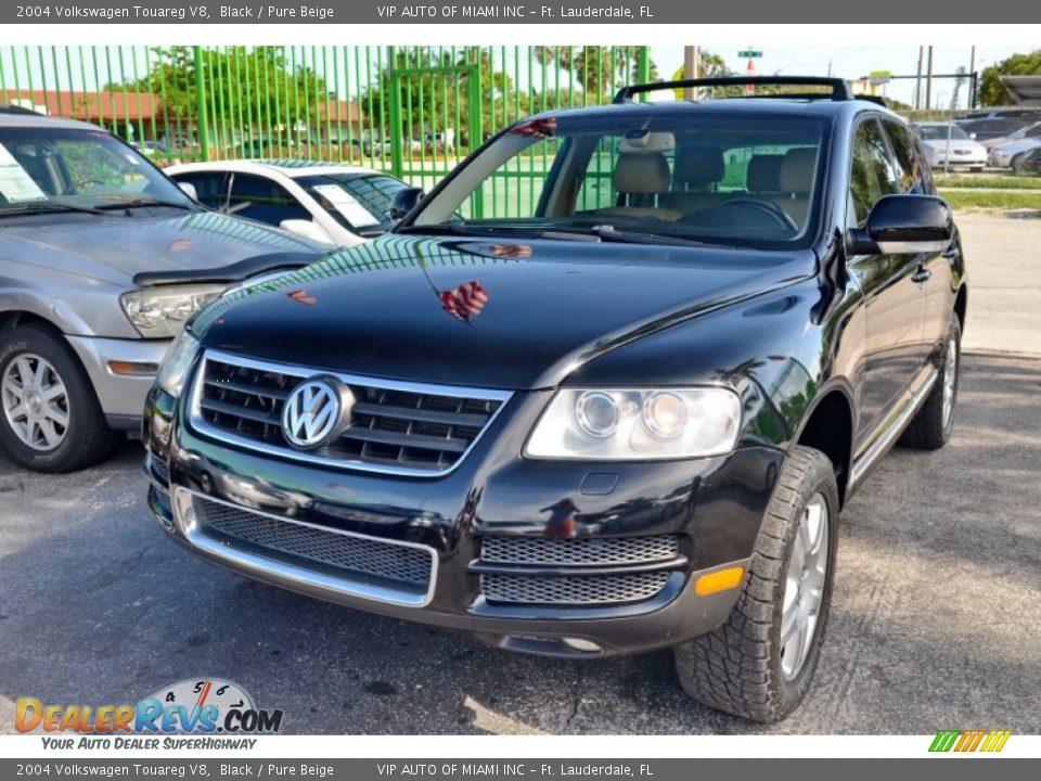 2004 Volkswagen Touareg V8 Black / Pure Beige Photo #33