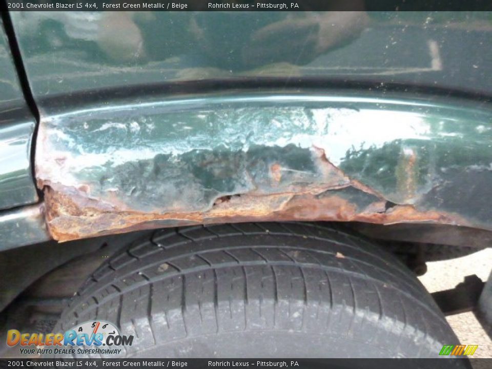 2001 Chevrolet Blazer LS 4x4 Forest Green Metallic / Beige Photo #2