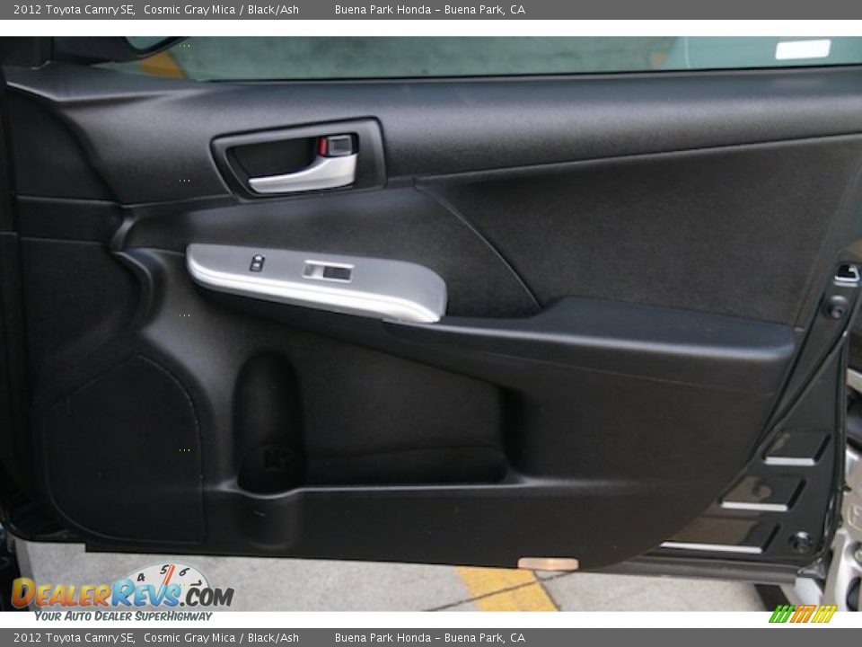 2012 Toyota Camry SE Cosmic Gray Mica / Black/Ash Photo #25