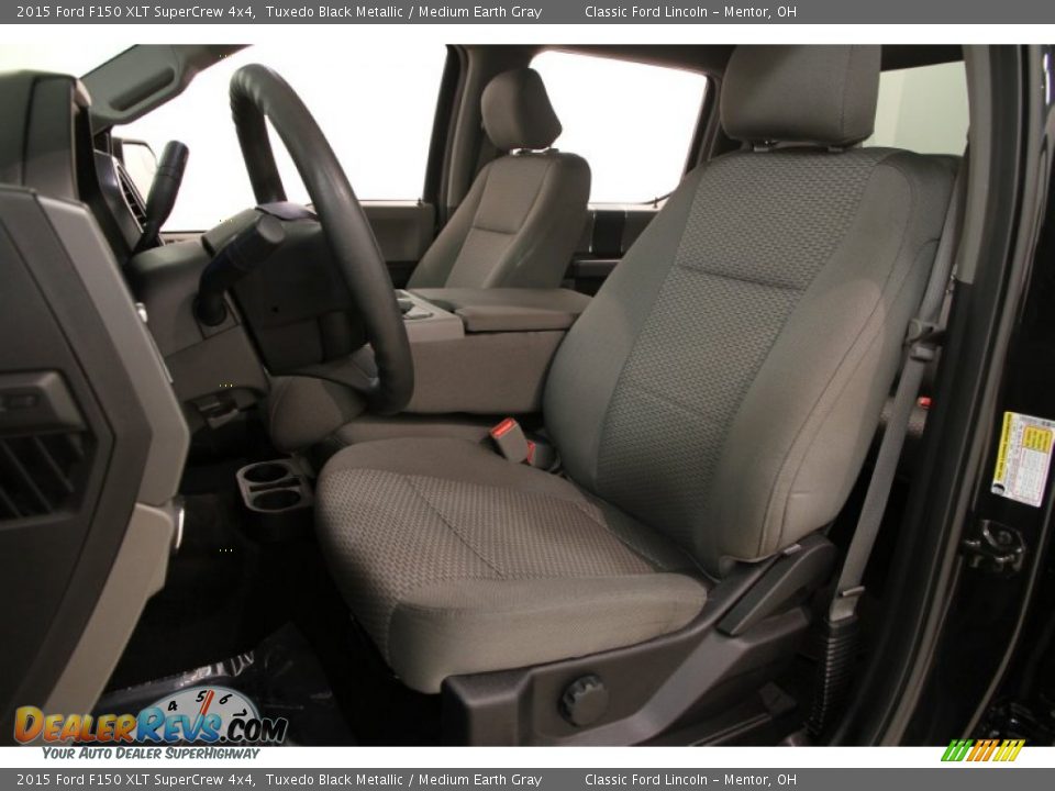 2015 Ford F150 XLT SuperCrew 4x4 Tuxedo Black Metallic / Medium Earth Gray Photo #4