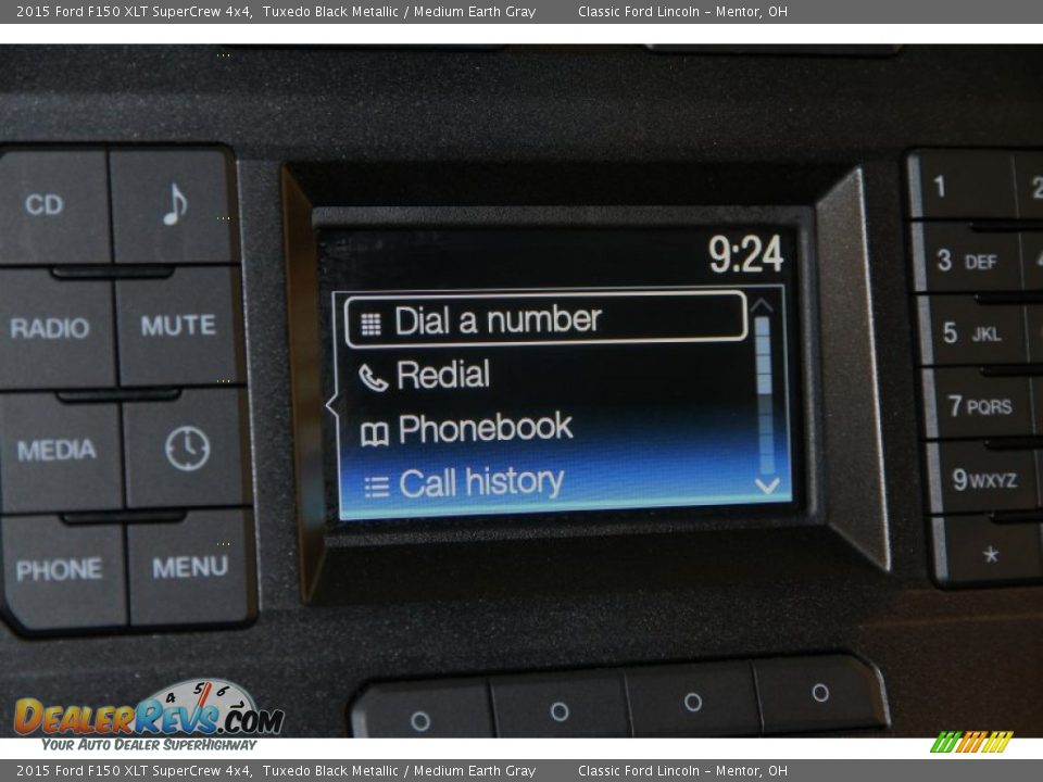 2015 Ford F150 XLT SuperCrew 4x4 Tuxedo Black Metallic / Medium Earth Gray Photo #8