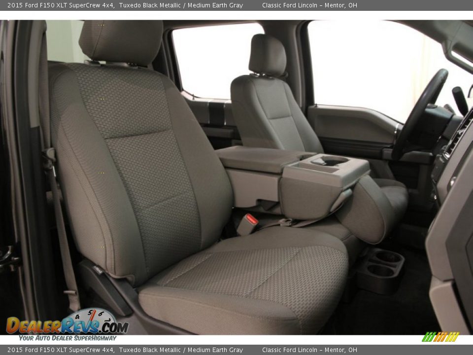 2015 Ford F150 XLT SuperCrew 4x4 Tuxedo Black Metallic / Medium Earth Gray Photo #9