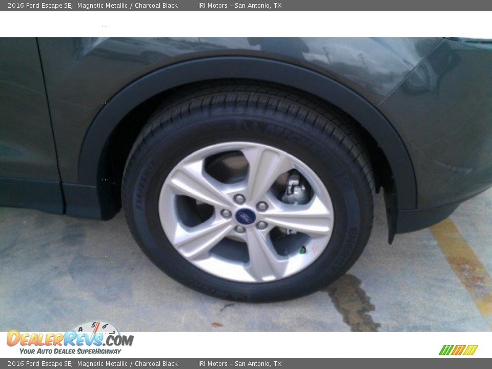 2016 Ford Escape SE Magnetic Metallic / Charcoal Black Photo #6