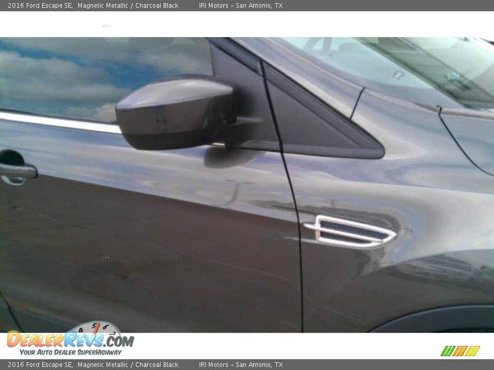 2016 Ford Escape SE Magnetic Metallic / Charcoal Black Photo #7