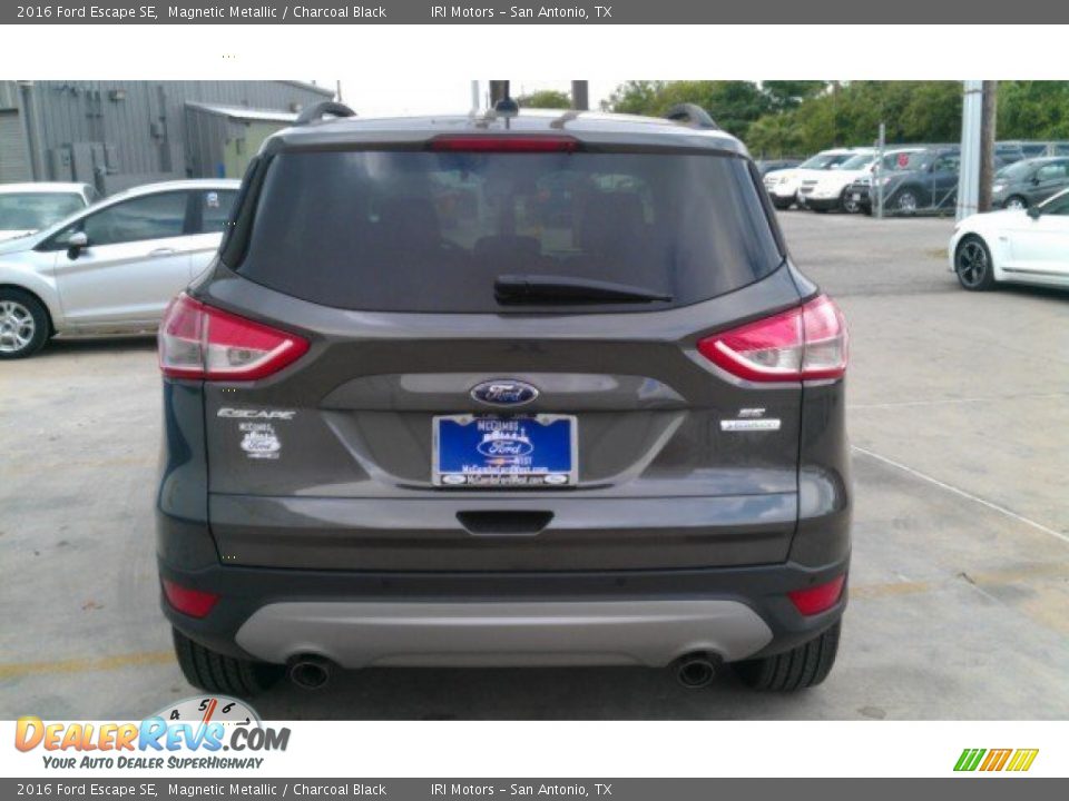 2016 Ford Escape SE Magnetic Metallic / Charcoal Black Photo #15