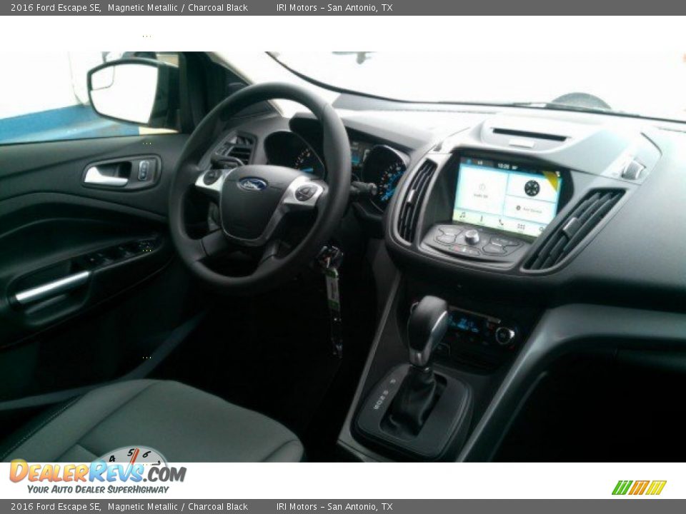 2016 Ford Escape SE Magnetic Metallic / Charcoal Black Photo #21