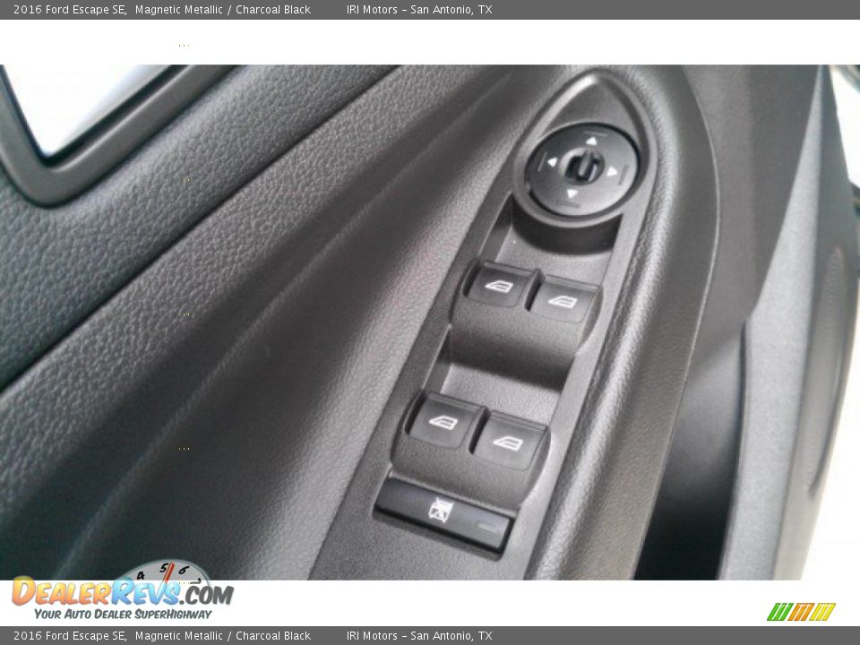 2016 Ford Escape SE Magnetic Metallic / Charcoal Black Photo #32