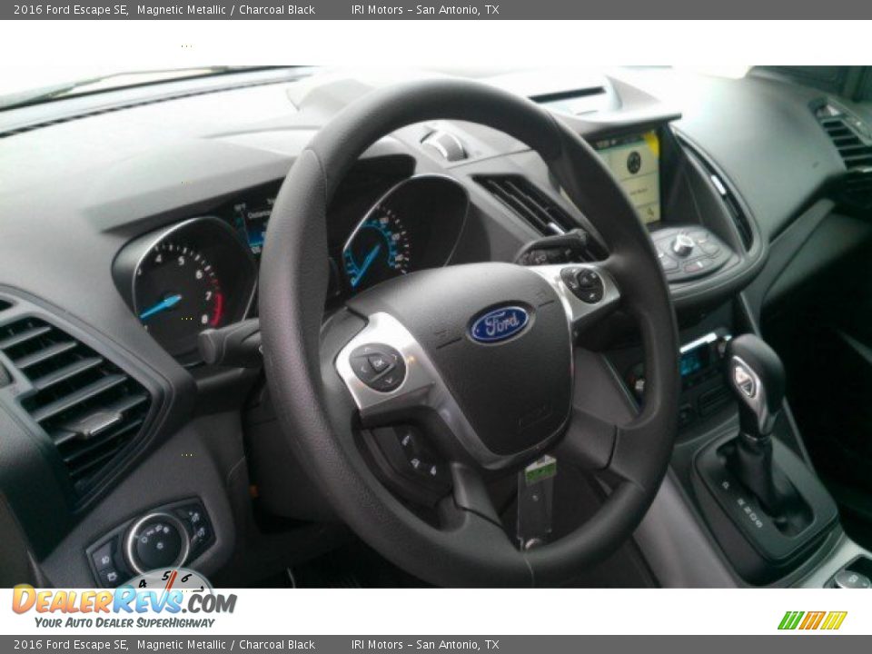 2016 Ford Escape SE Magnetic Metallic / Charcoal Black Photo #36
