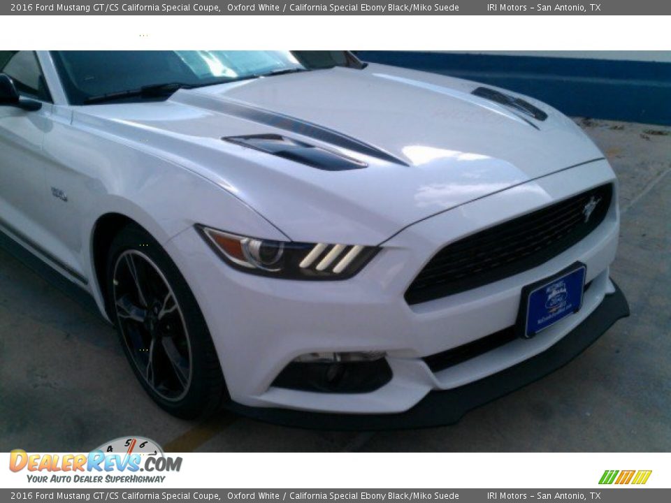 2016 Ford Mustang GT/CS California Special Coupe Oxford White / California Special Ebony Black/Miko Suede Photo #4